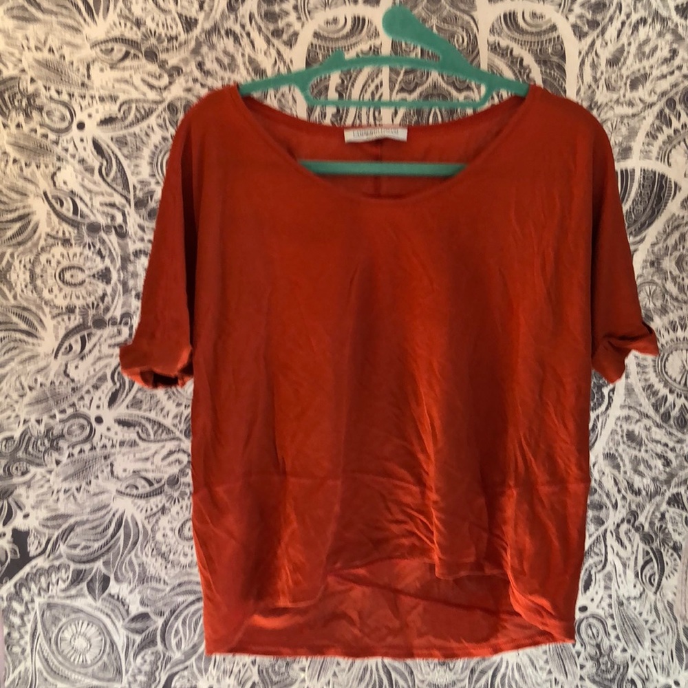 Orange cuffed t